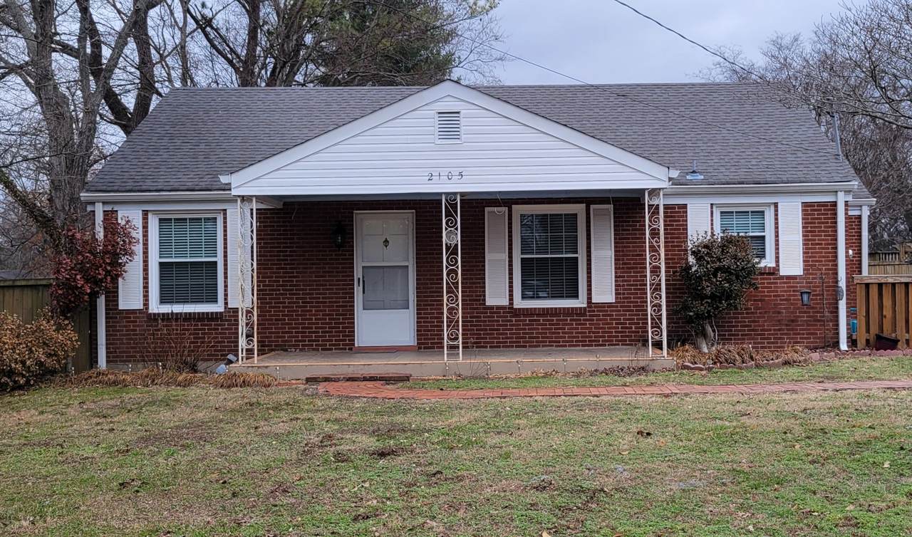 2105 Fremont Ave - Photo 1
