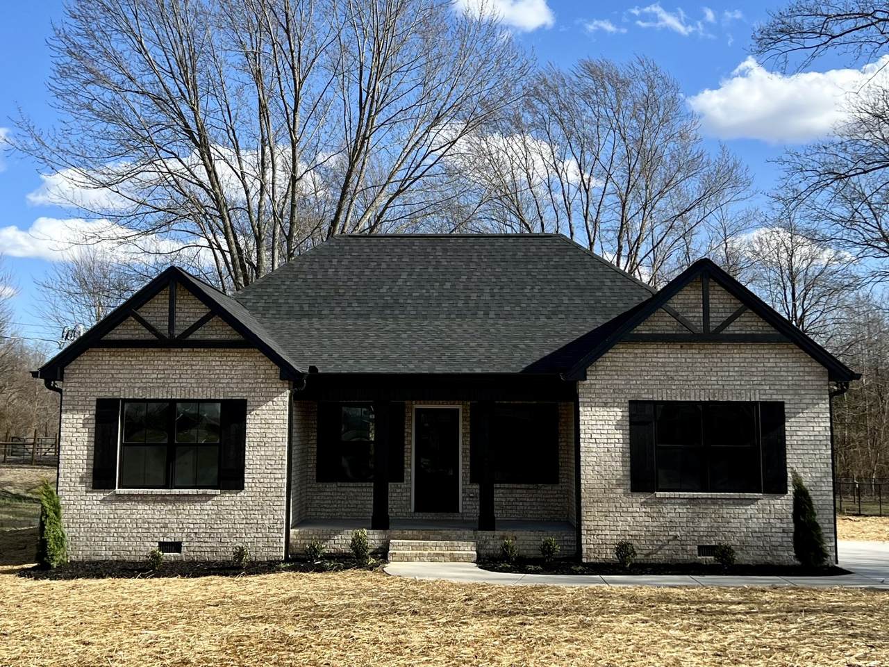 4013 Highland Dr - Photo 1