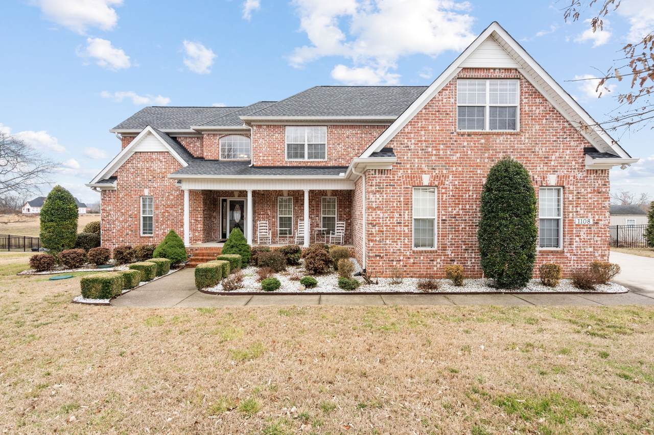 1108 Farmhouse Rd - Photo 1
