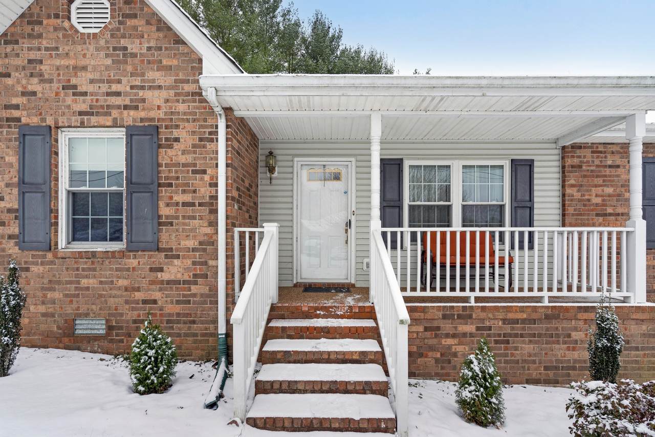 519 Rhodes Cir - Photo 1