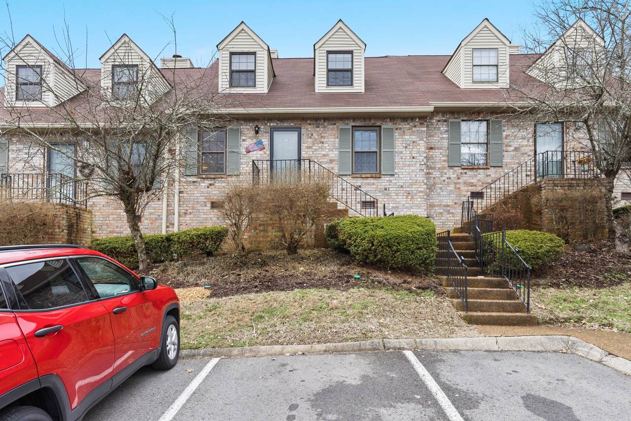 319 Deerpoint Dr - Photo 1