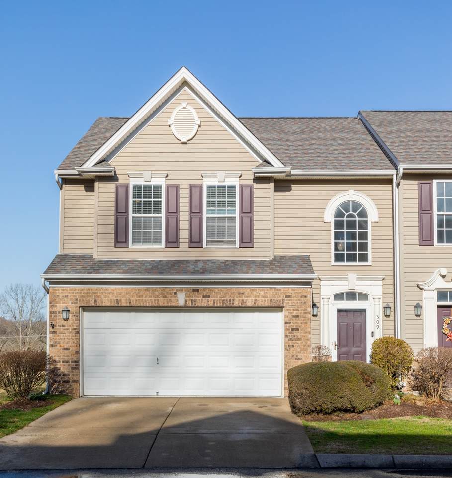 7277 Charlotte Pike - Photo 1