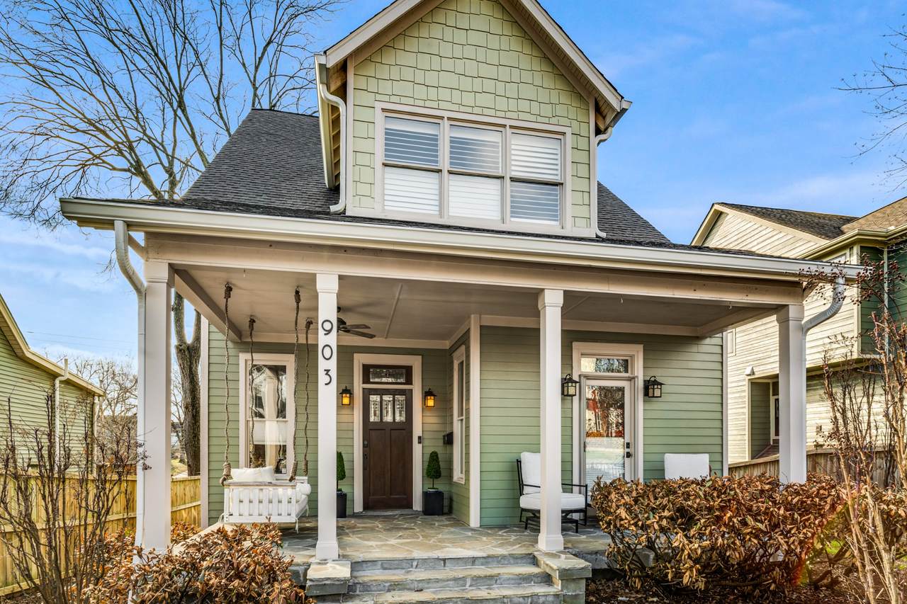 903 Montrose Ave - Photo 1