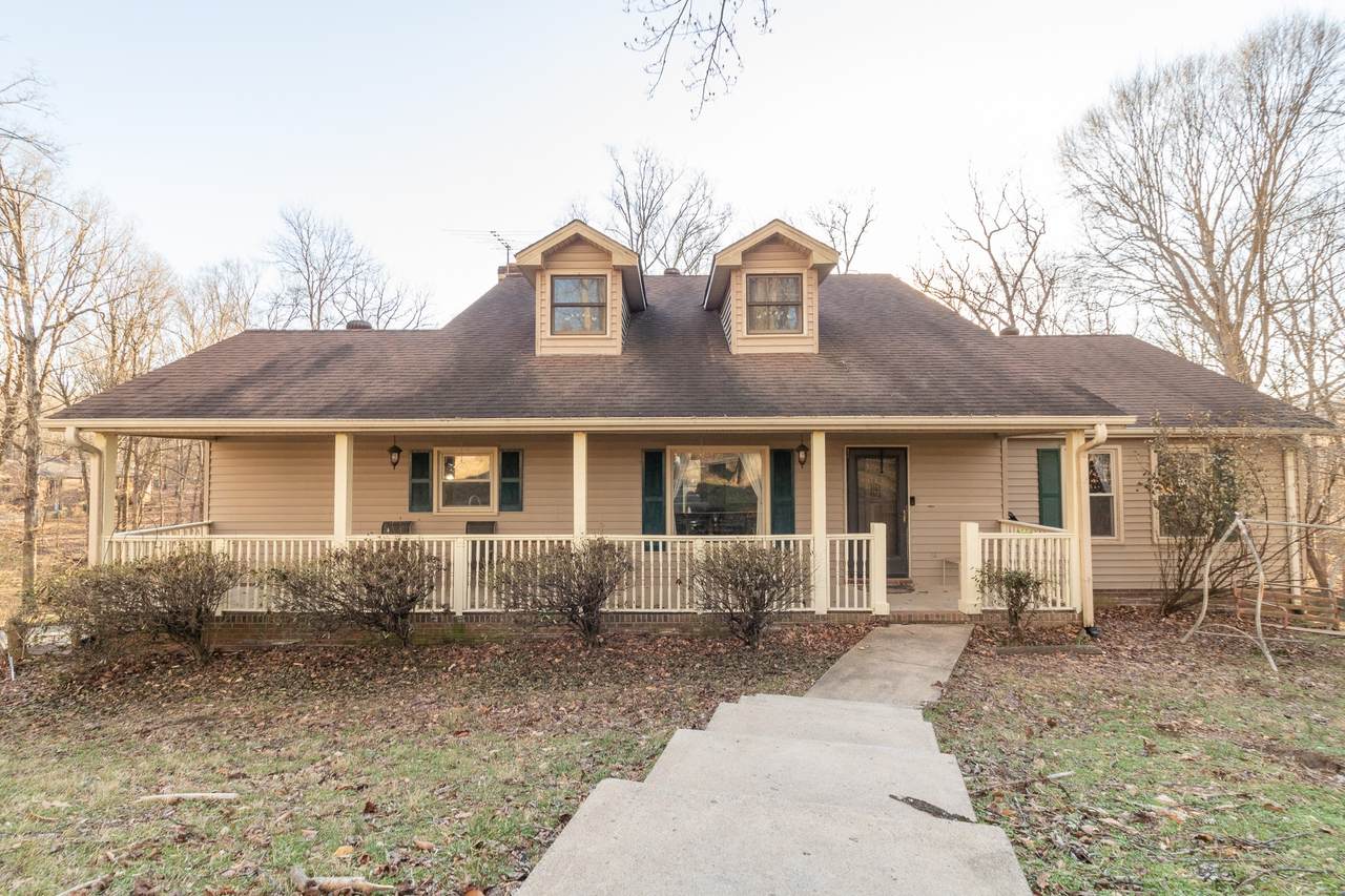 967 Weeping Willow Rd - Photo 1