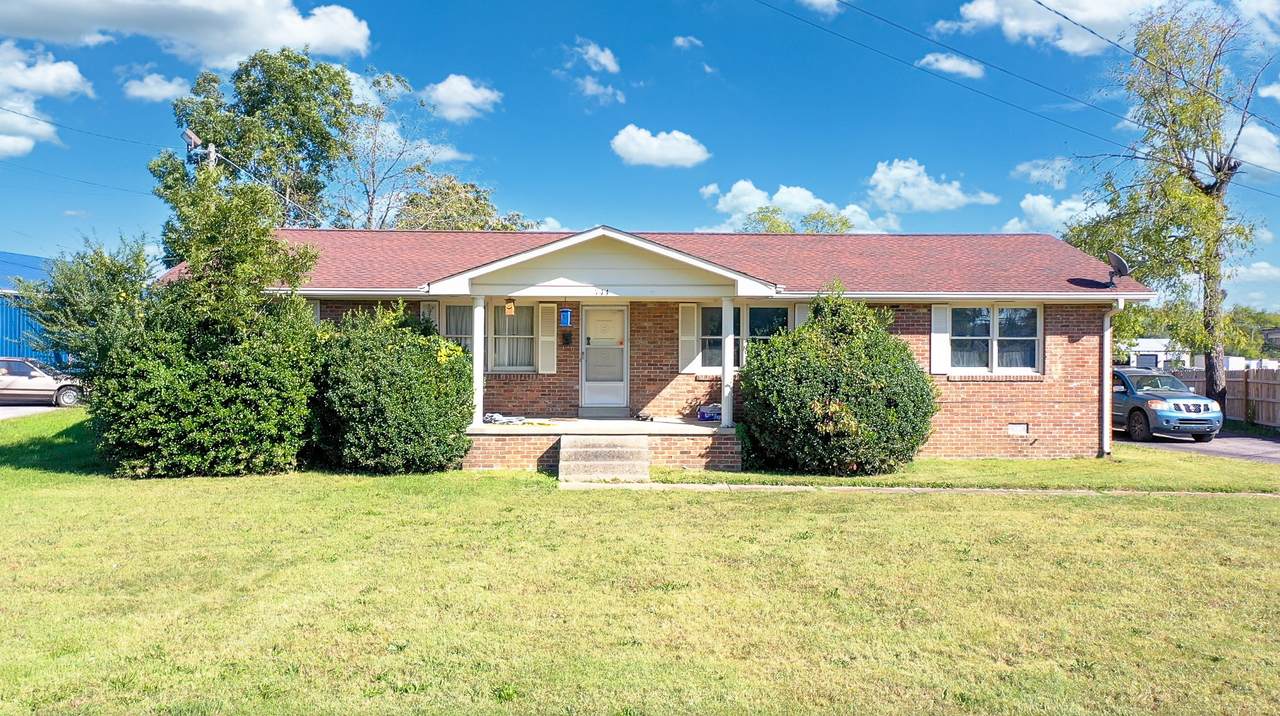 744 N Main St - Photo 1