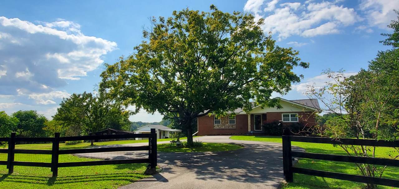 7690 Barnhill Rd - Photo 1