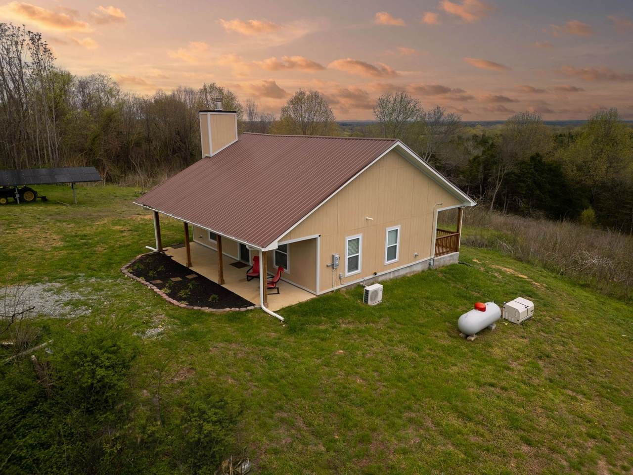 https://bt-photos.global.ssl.fastly.net/nashville/1280_boomver_3_RTC2640831-1.jpg