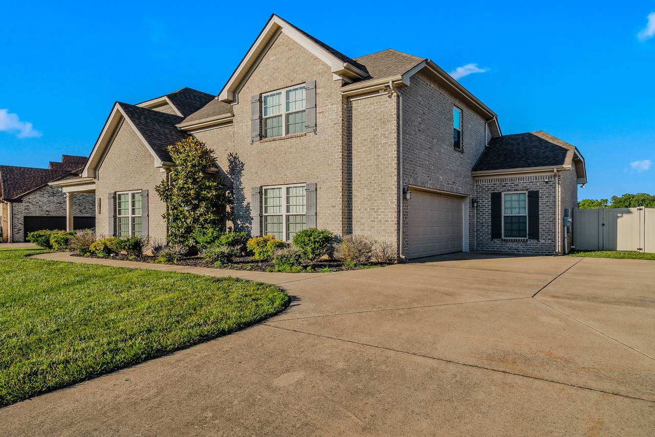 https://bt-photos.global.ssl.fastly.net/nashville/1280_boomver_2_RTC2663736-1.jpg