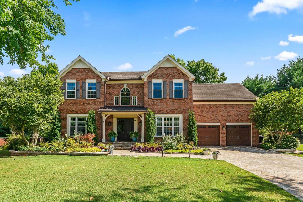 109 Blossom Ct - Photo 1