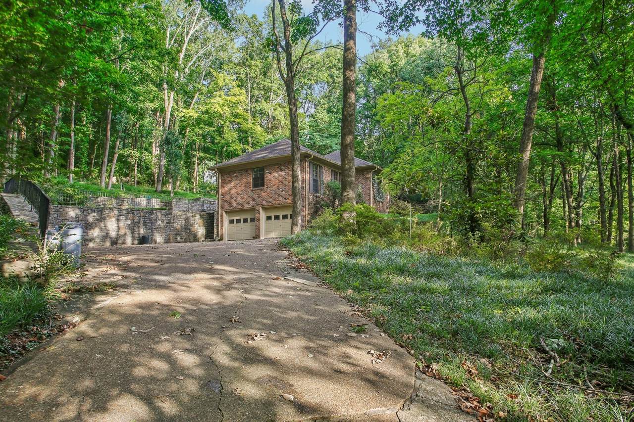 1815 Stonehaven Ct - Photo 1