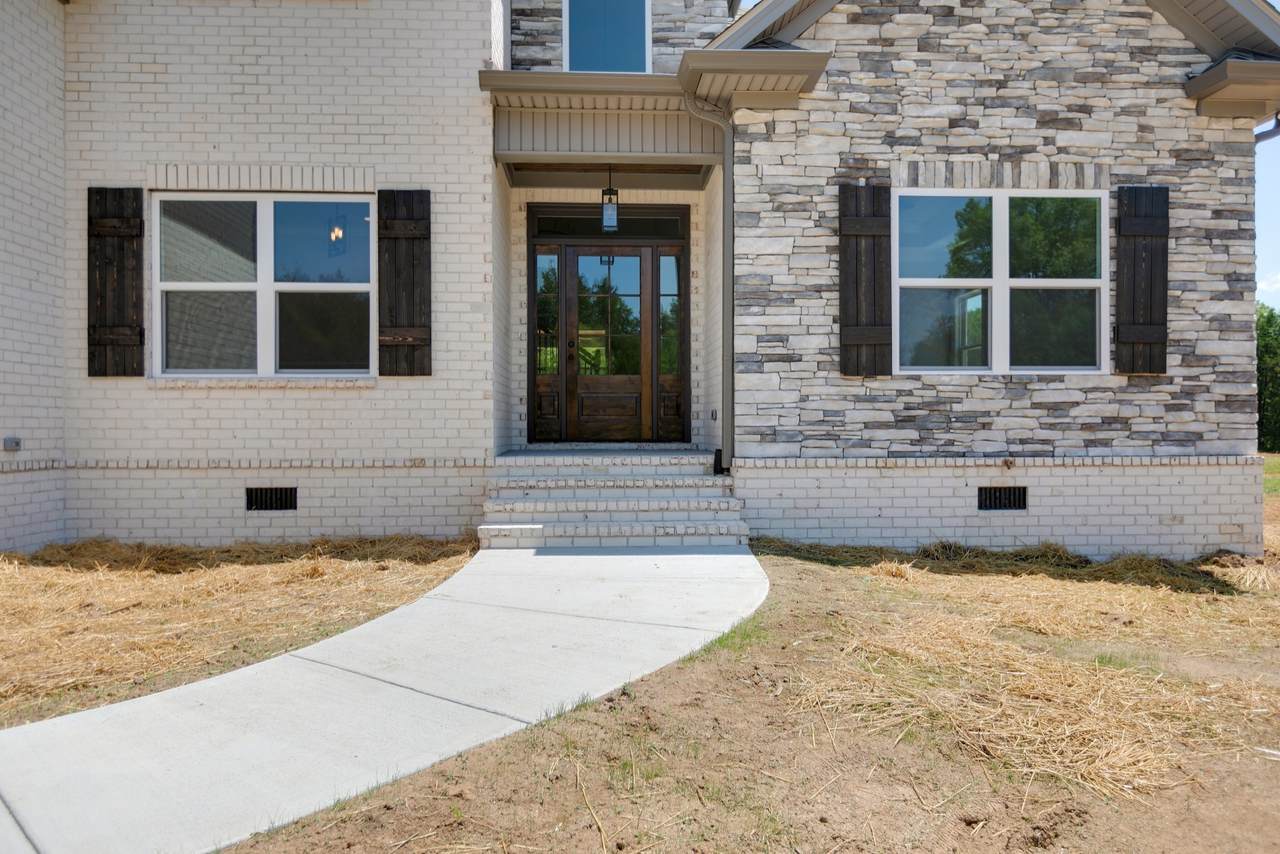 647 Josef Cir - Photo 1