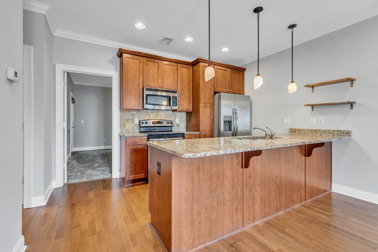 2114 Acklen Unit #307 - Photo 1