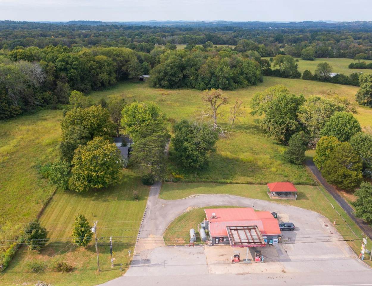 4721 Carthage Hwy - Photo 1