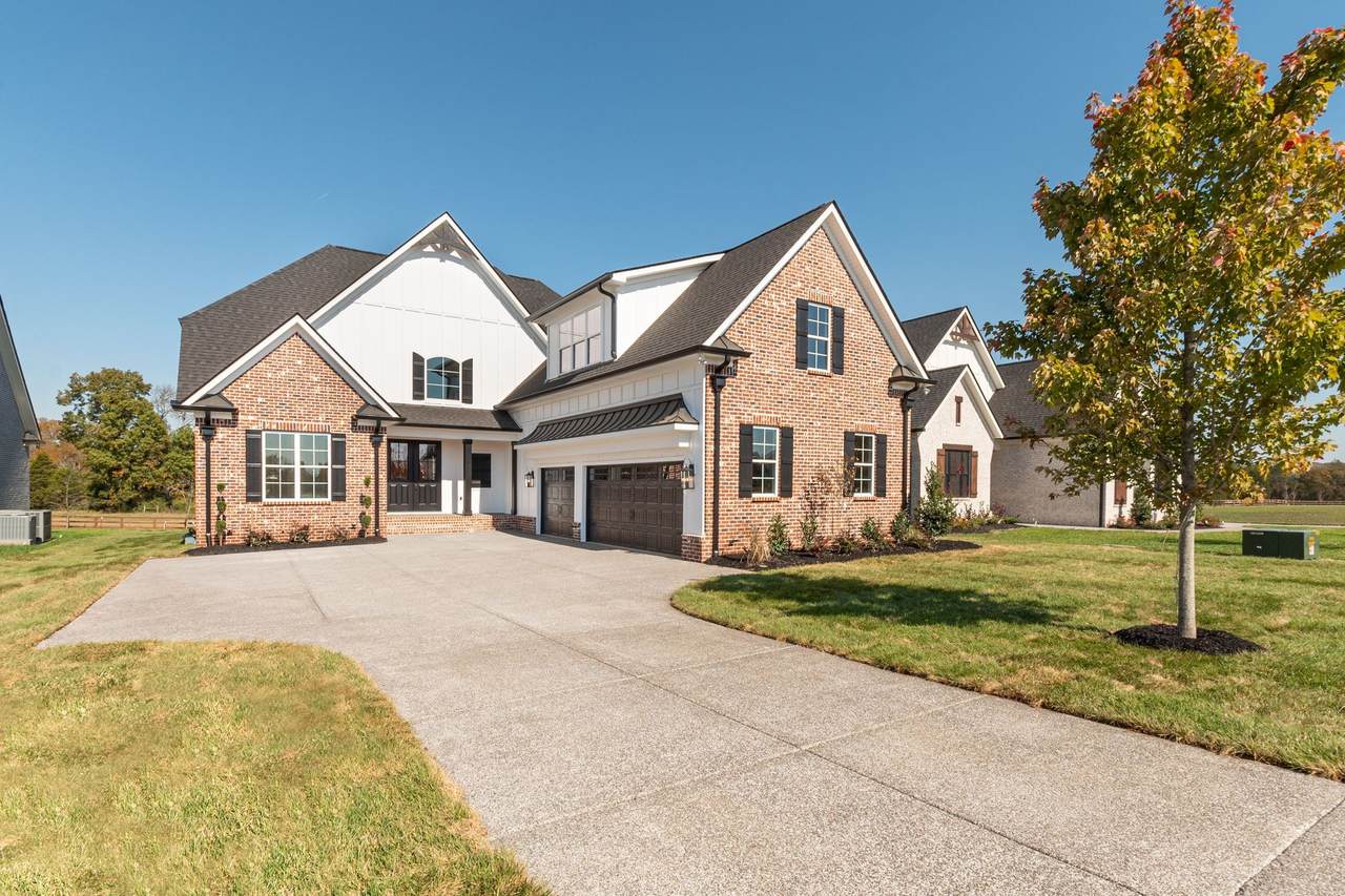 849 Brook Trl - Photo 1