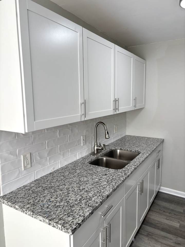 550 Harding Place D113 - Photo 1