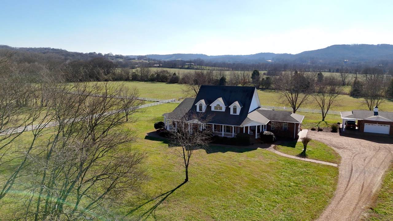 1213 Globe Rd - Photo 1