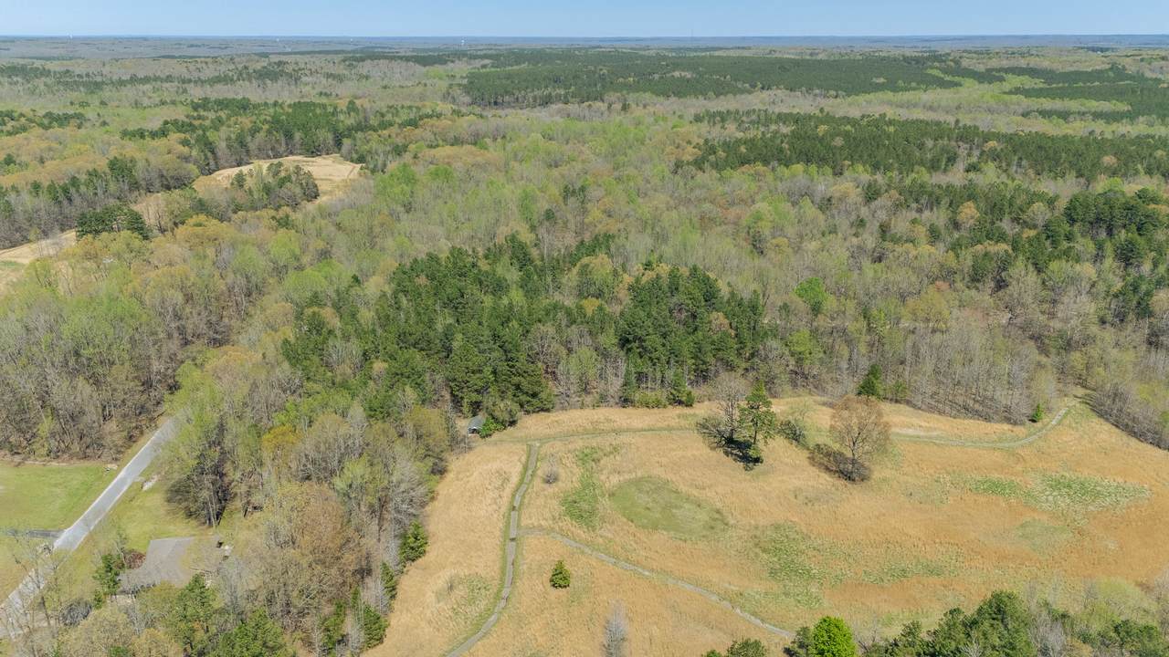 1117 Fairway Dr - Photo 1