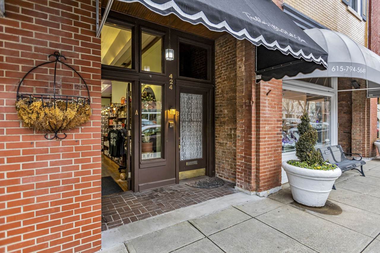 424 Main Street Unit B - Photo 1