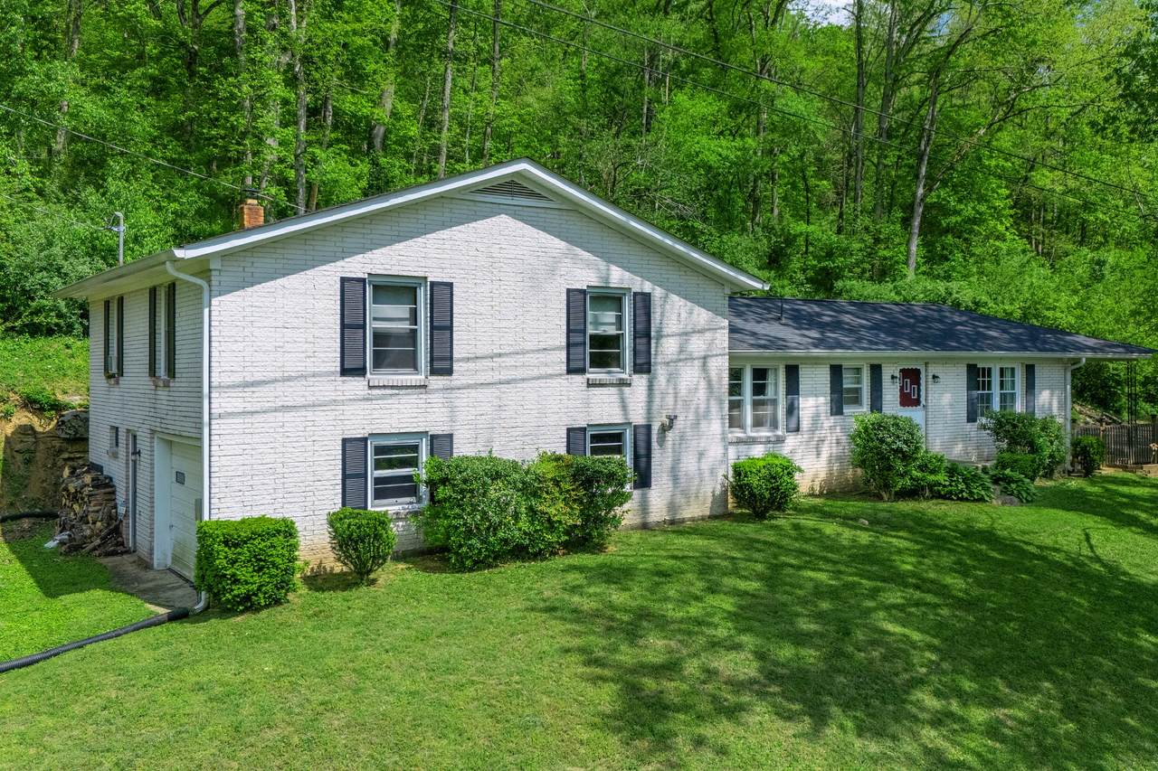 334 Wartrace Hwy - Photo 1
