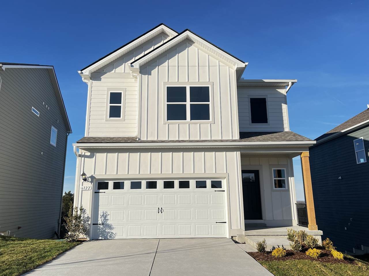 6122 Saxlingham Place - Photo 1