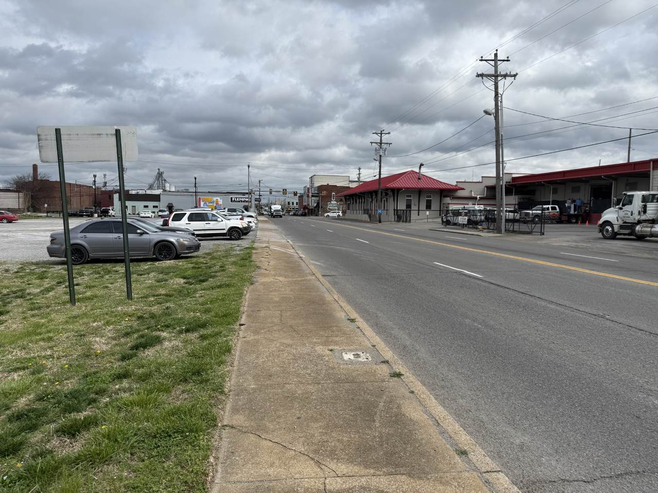 https://bt-photos.global.ssl.fastly.net/nashville/1280_boomver_2_RTC2812249-1.jpg