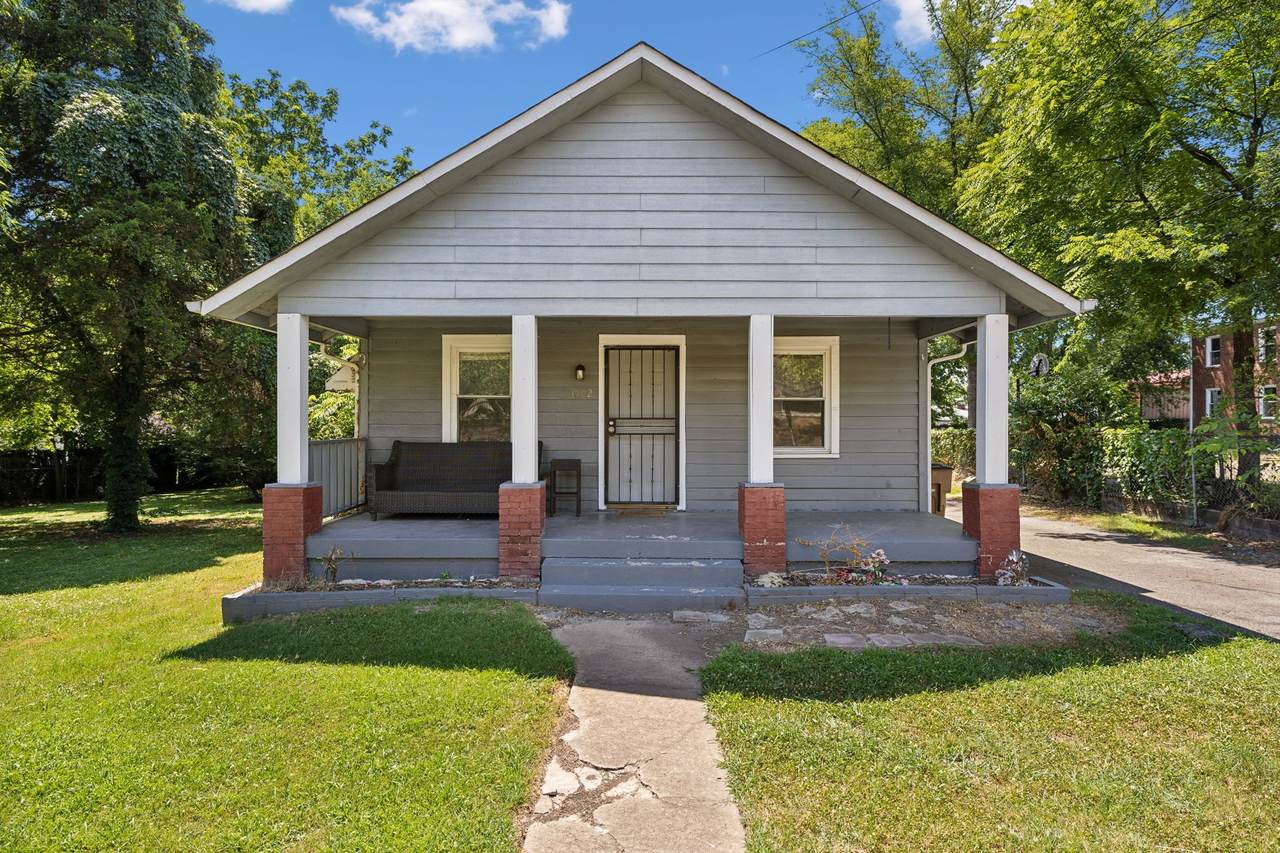 1902 Meridian St - Photo 1