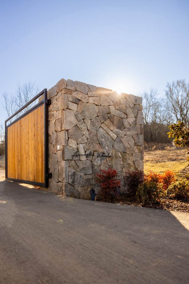 https://bt-photos.global.ssl.fastly.net/nashville/1280_boomver_2_RTC2815526-1.jpg