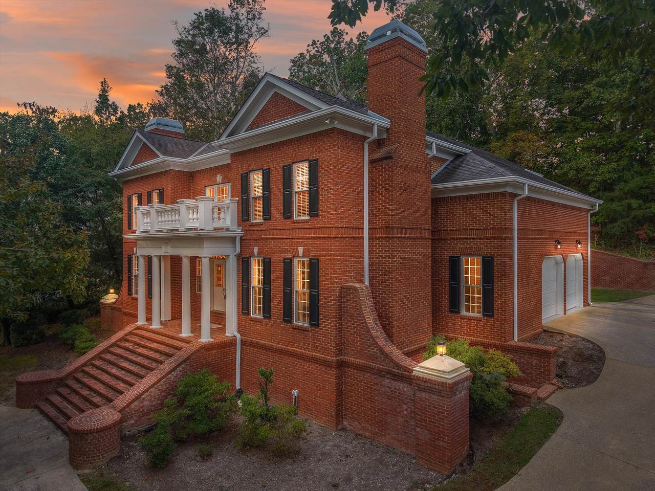 1768 Windstone Dr - Photo 1