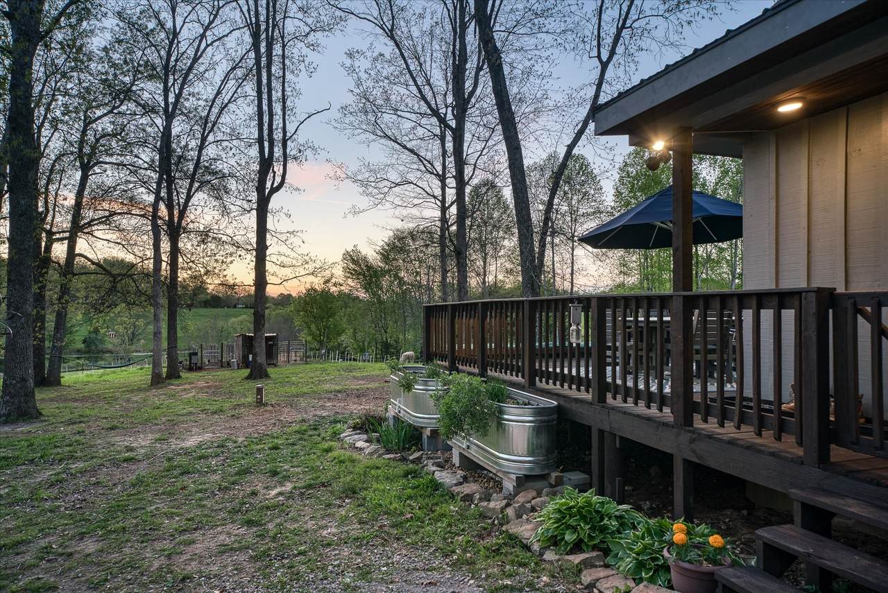 https://bt-photos.global.ssl.fastly.net/nashville/1280_boomver_2_RTC2822004-1.jpg