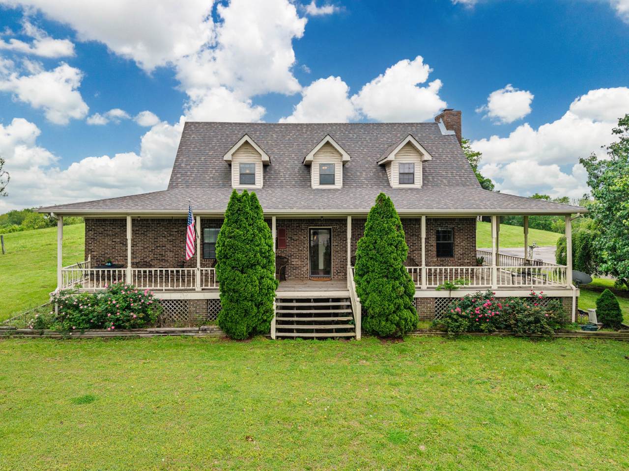 2370 Pulaski Hwy - Photo 1
