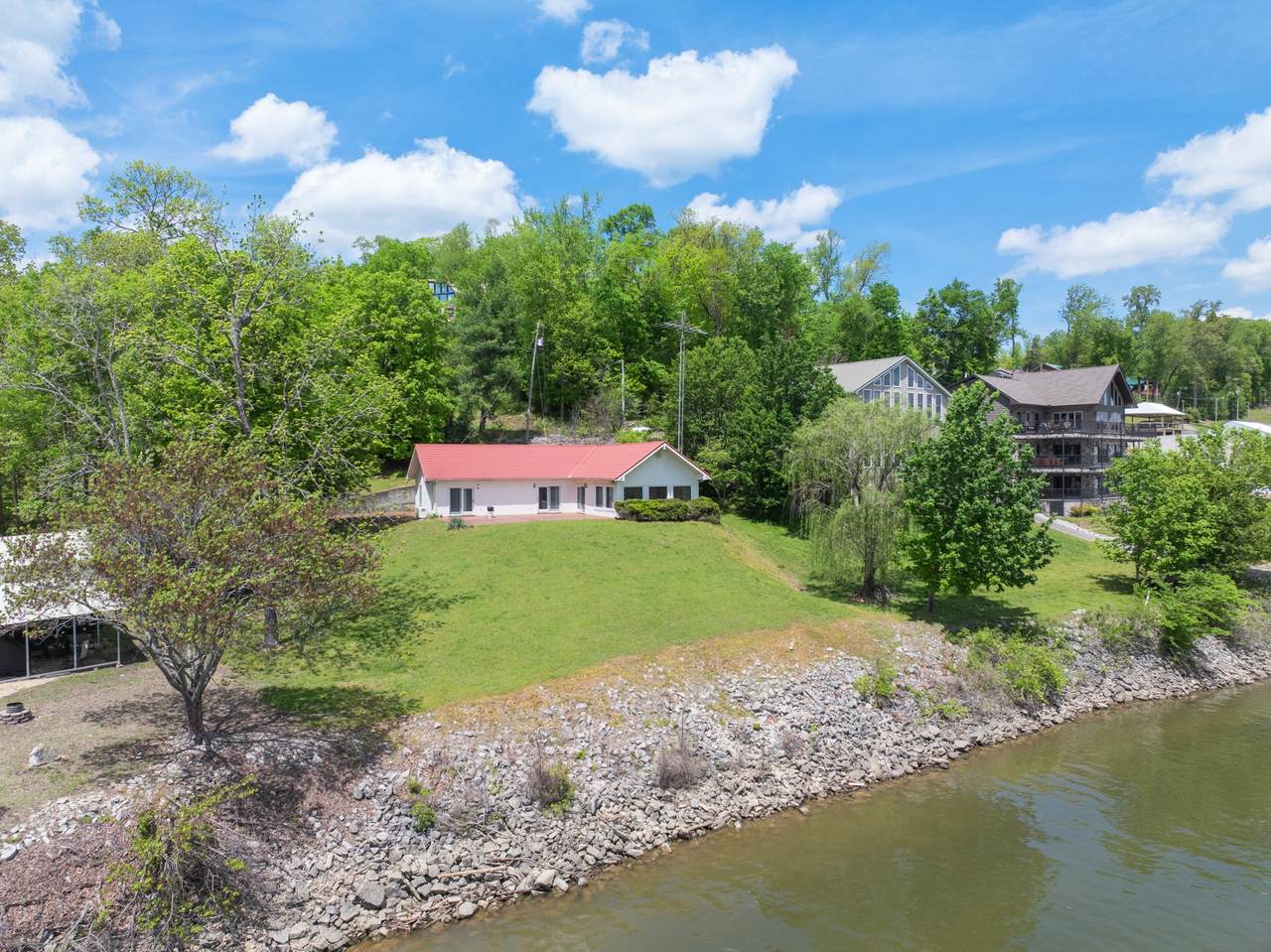 95 Pats Dr - Photo 1