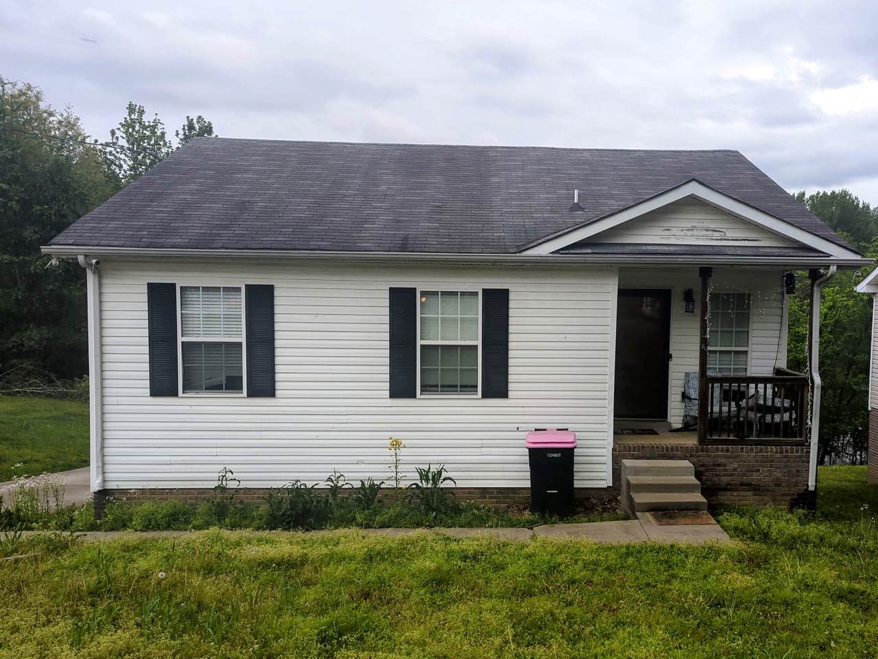 344 Donna Dr - Photo 1