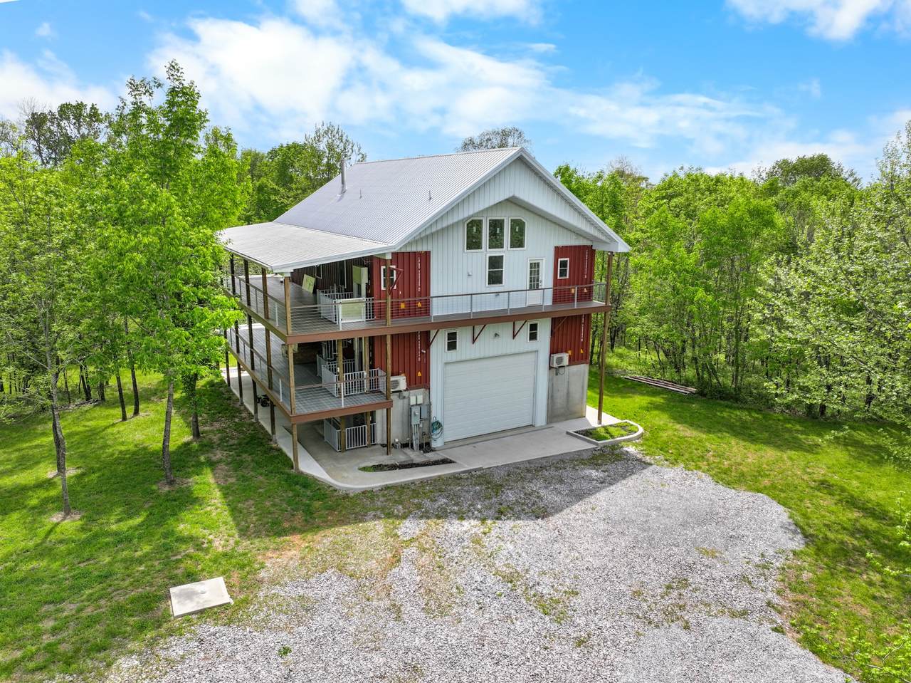 210 Patricia Cir - Photo 1