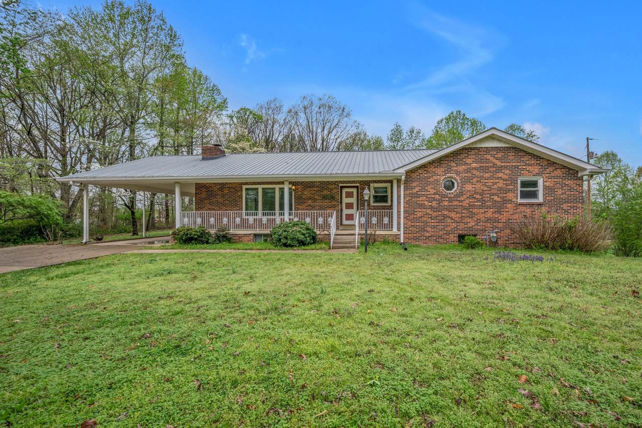 320 Black Rd - Photo 1