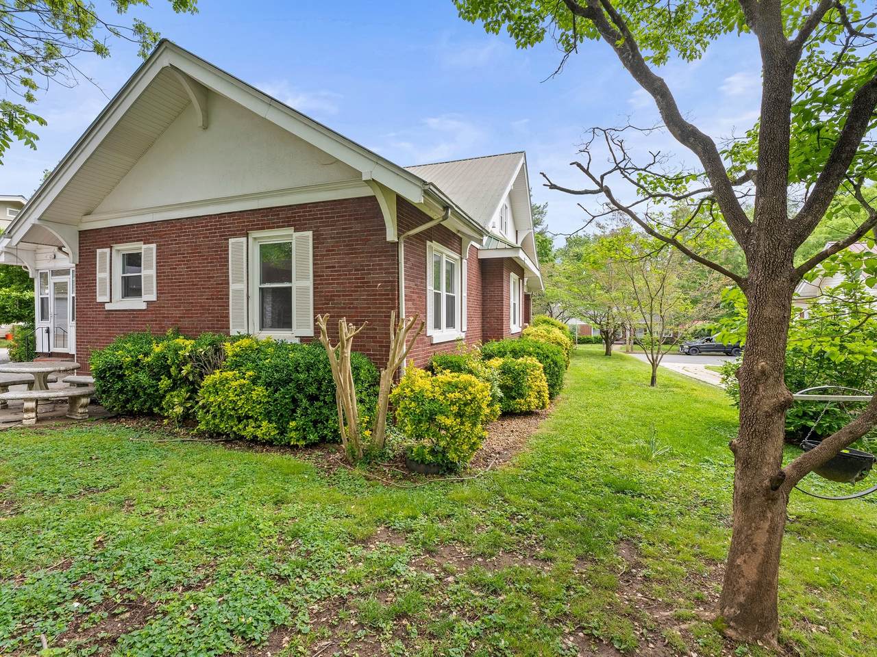 https://bt-photos.global.ssl.fastly.net/nashville/1280_boomver_2_RTC2822747-1.jpg