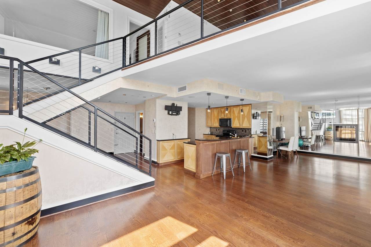 555 Church St - Photo 1