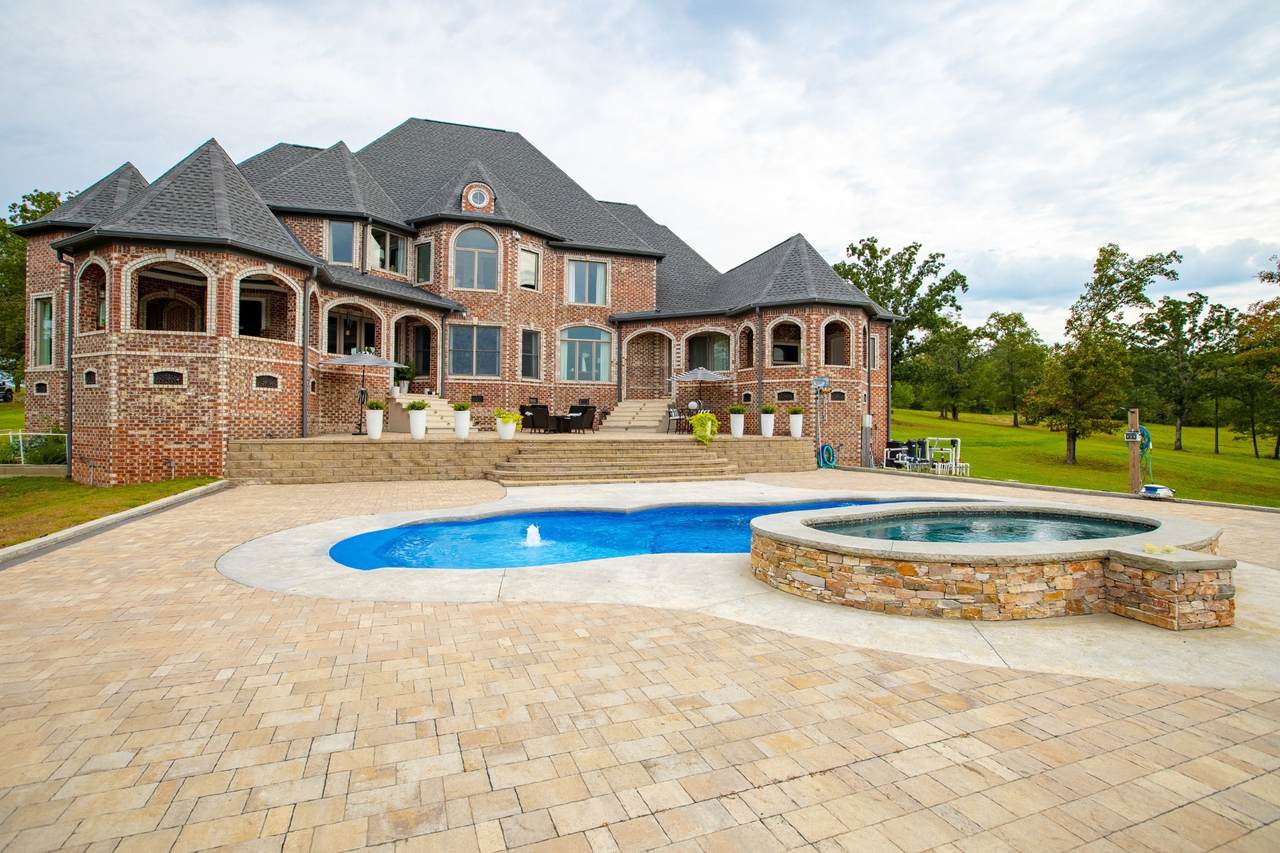 140 Lake Shore Lane - Photo 1