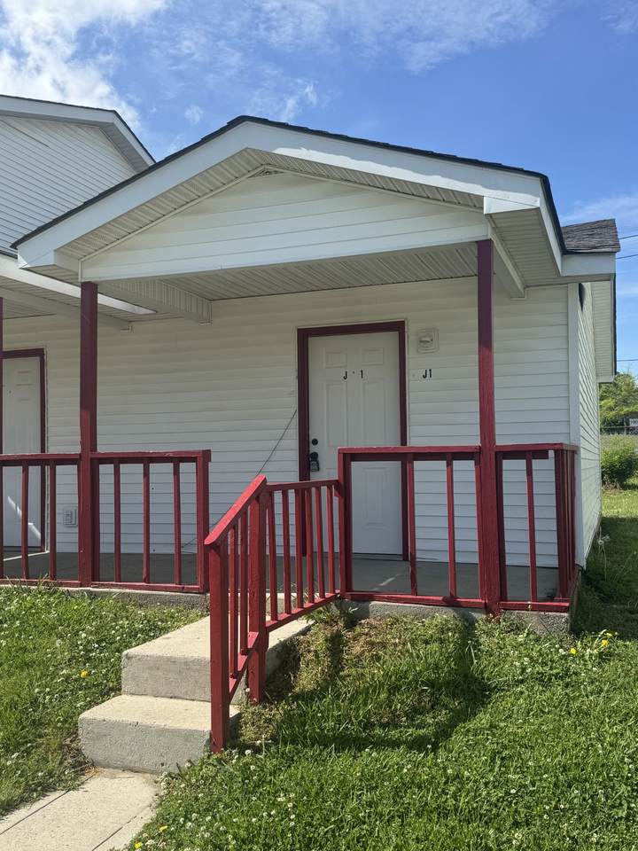 1589 Yager Rd - Photo 1