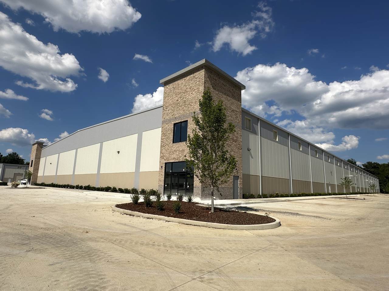 2127 Logistics Way - Photo 1