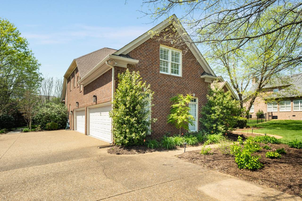 https://bt-photos.global.ssl.fastly.net/nashville/1280_boomver_2_RTC2824015-1.jpg