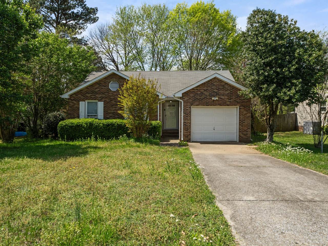 168 Shady Maple Dr - Photo 1