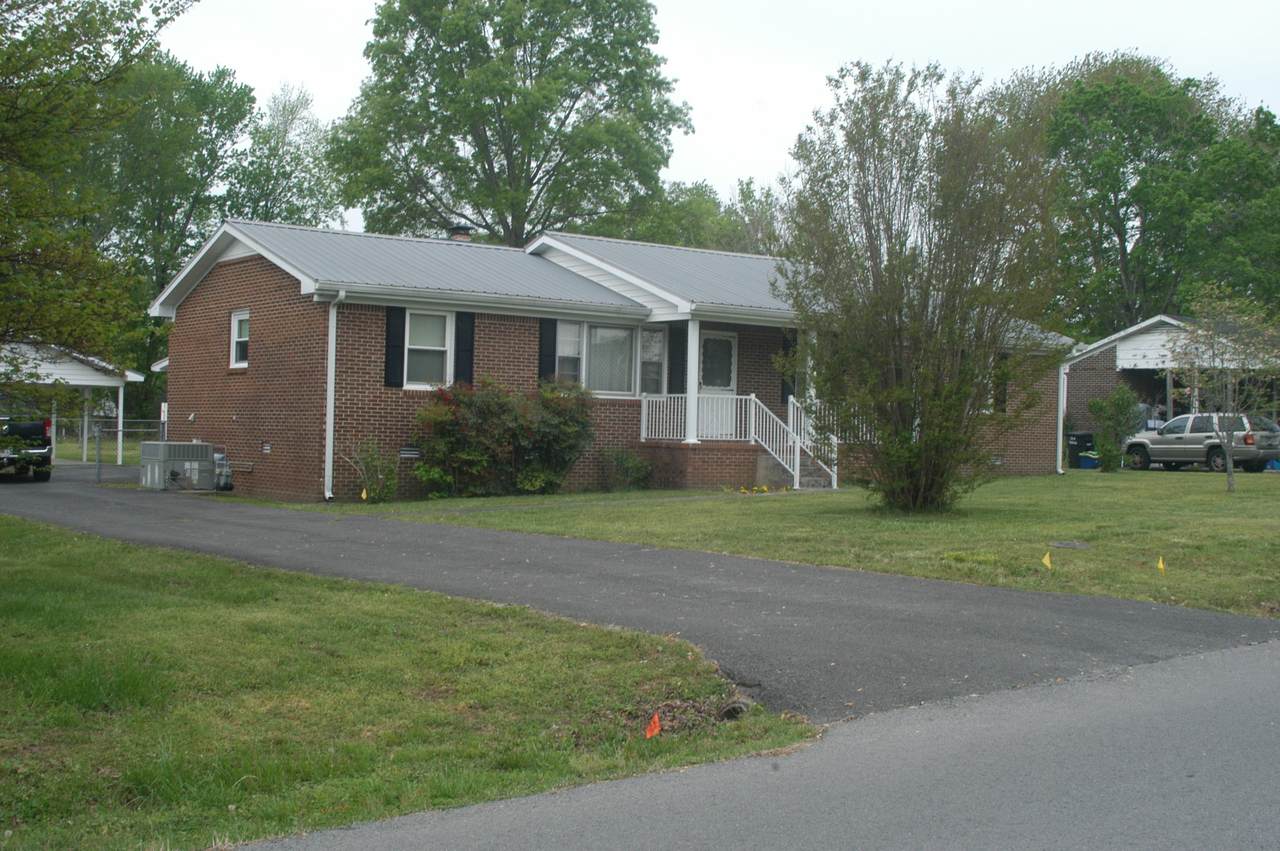 206 Highland Dr - Photo 1