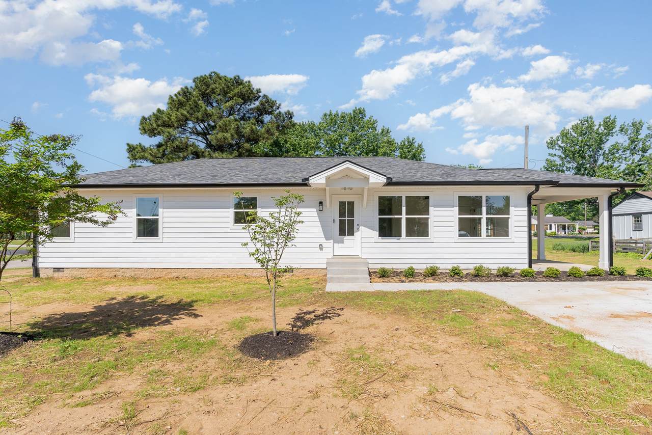 1610 Lawrence St - Photo 1
