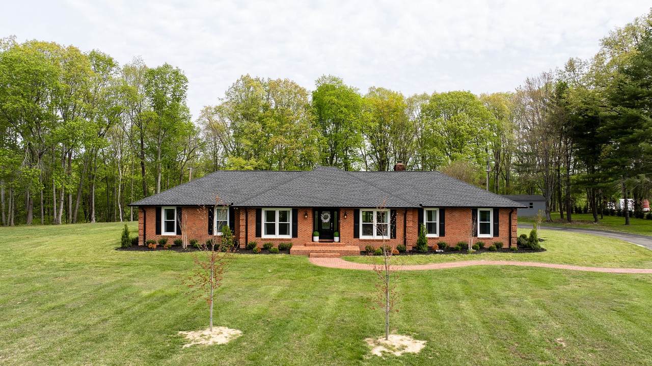 1747 Allen Ferry Rd - Photo 1