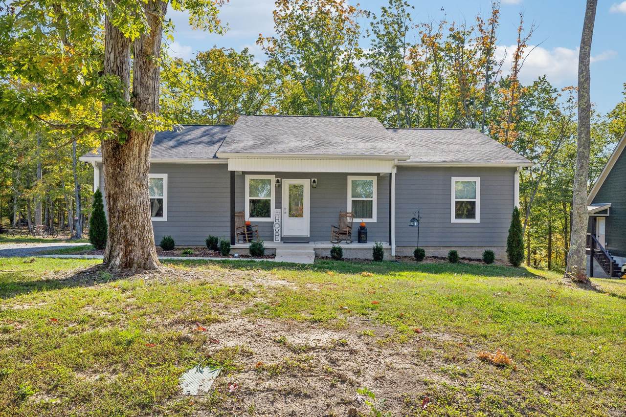 360 Shiloh Ln - Photo 1