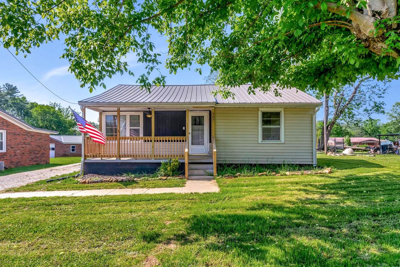 307 Franklin St - Photo 1