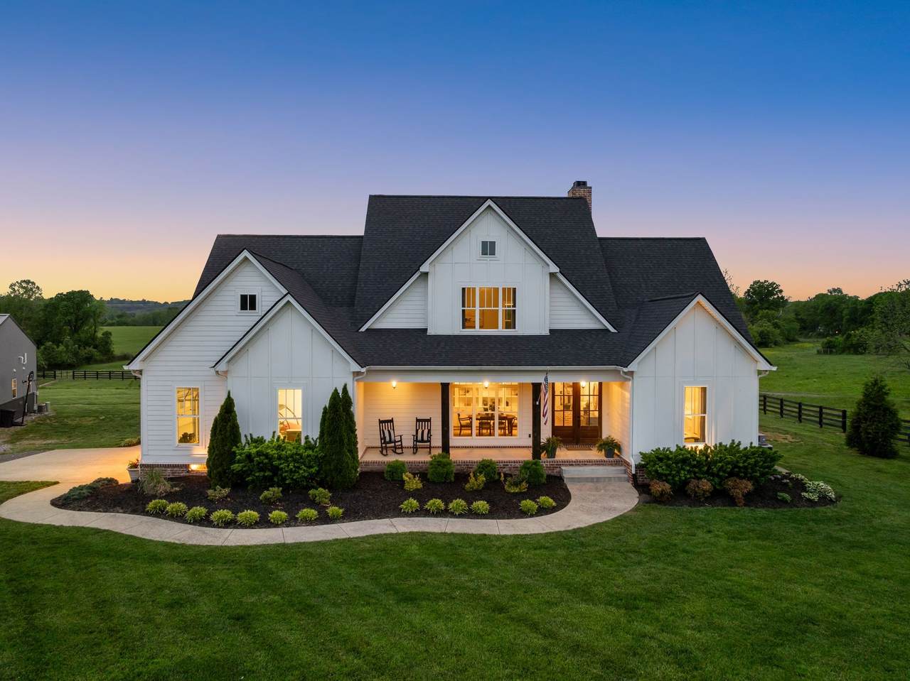 1253 Carters Creek Pike - Photo 1