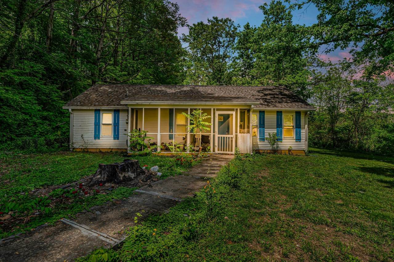 432 E Main St - Photo 1