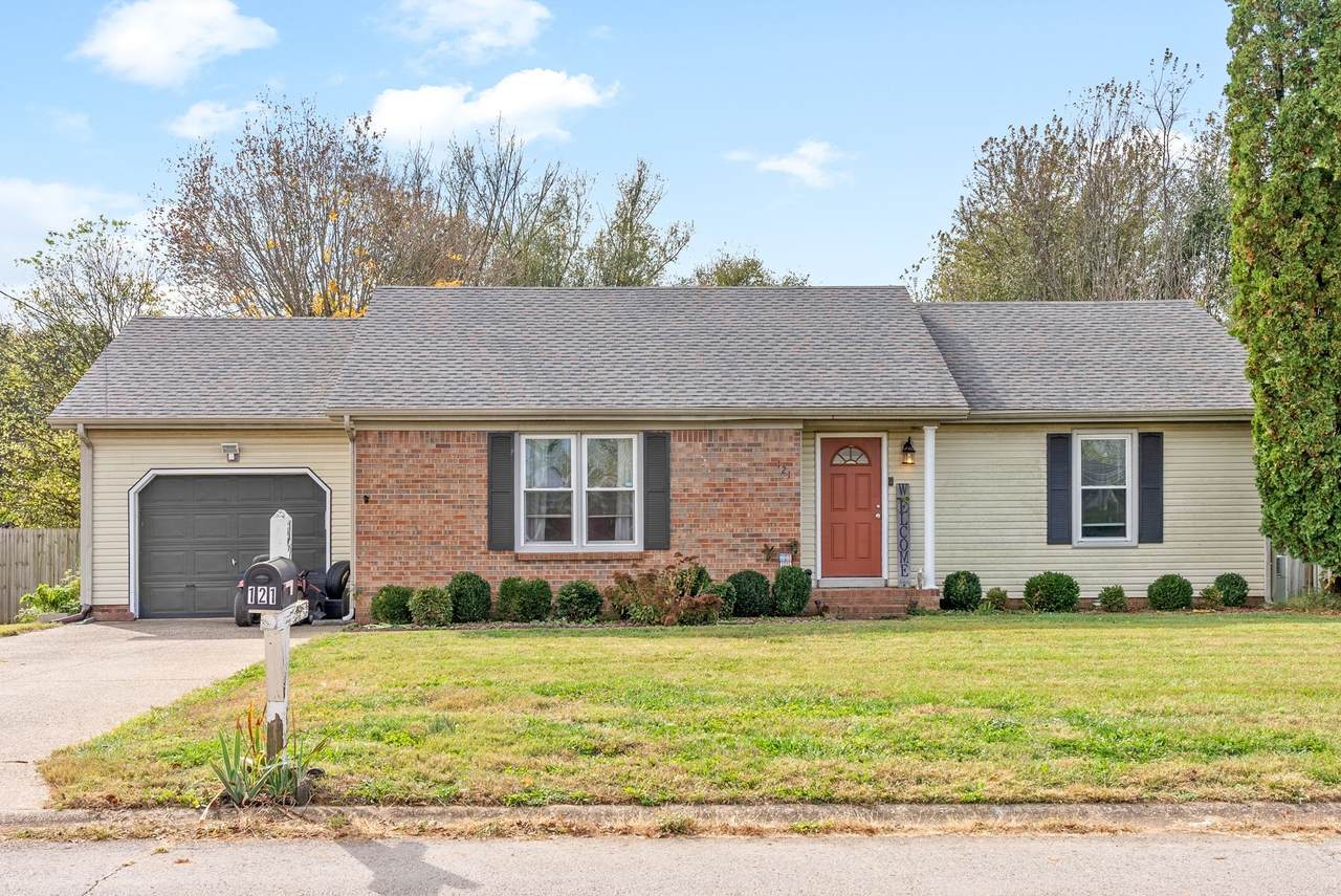 121 Man O War Dr - Photo 1