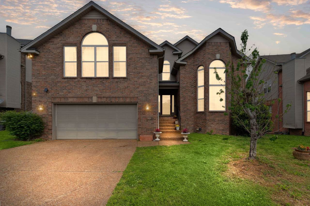 5512 Oak Chase Dr - Photo 1